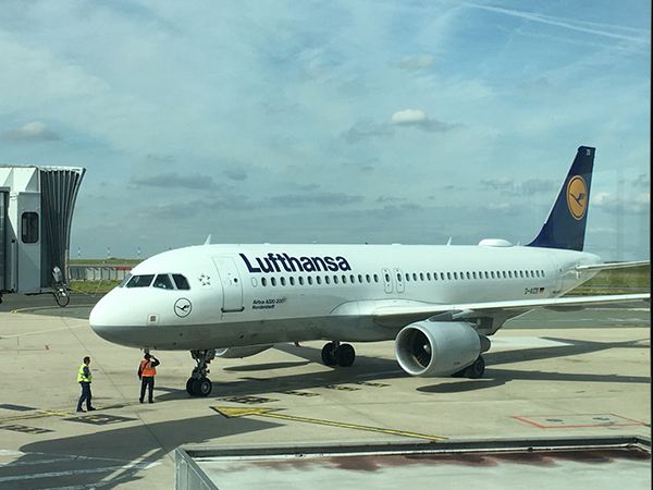 德国汉莎航空（Lufthansa）启用新LOGO和新涂装